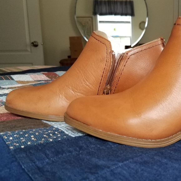 Naturalizer Zarie Tan Leather Bootie 7.5 - Picture 5 of 12